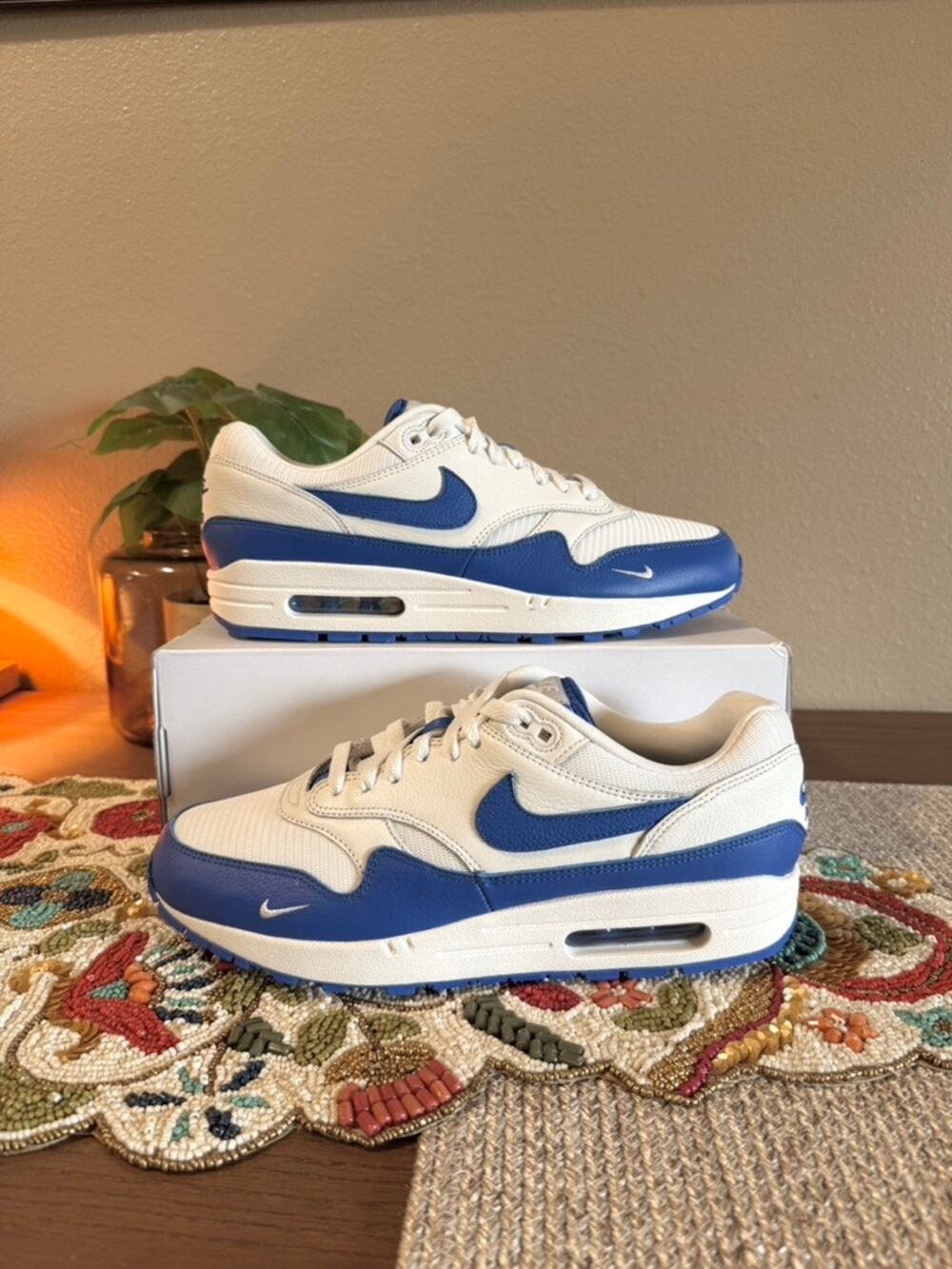 Nike ID By You Air Max 1 White Royal Blue Game Hyper Sport HQ3713 900